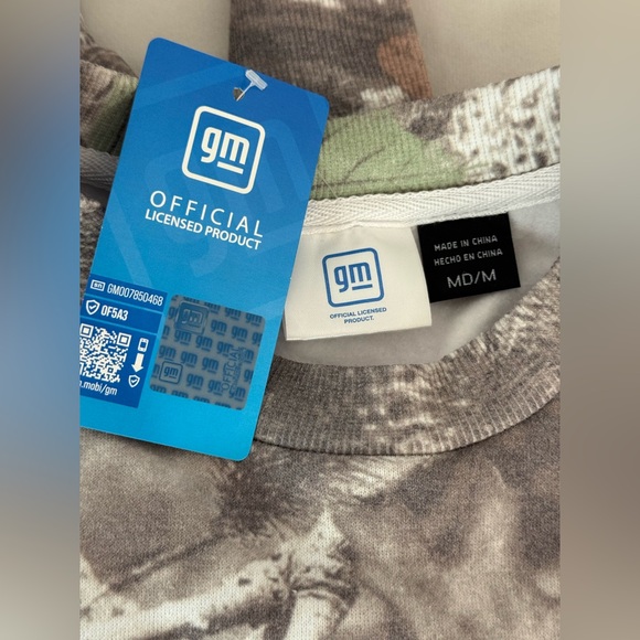 Chevrolet Camo Camouflage Crew Pullover Sweatshirt - Picture 5 of 6